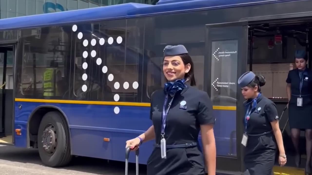 In-flight Services _ Cabin Crew _ IndiGo 6E