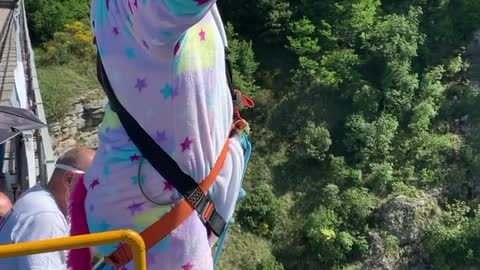 bungee jumping