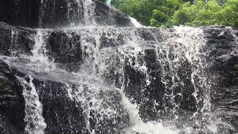 We went see a beautiful waterfall