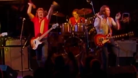 Warren Zevon - Full Concert - 10/01/82 - Capitol Theatre