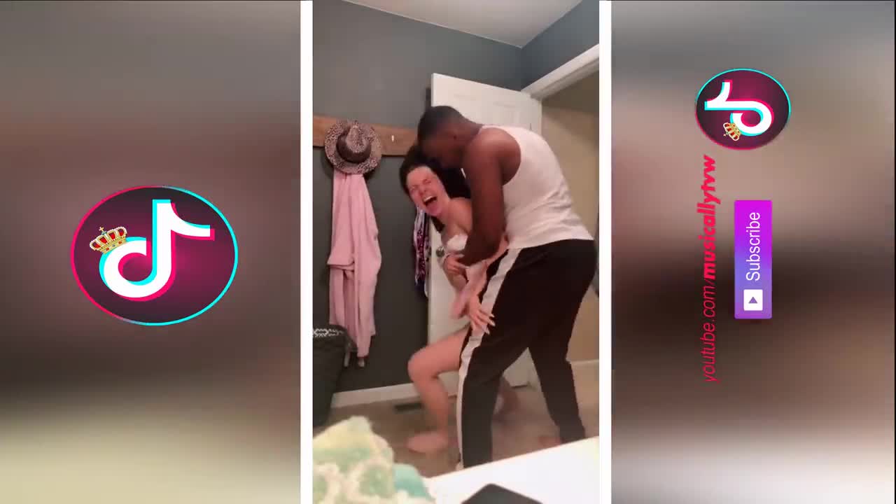 Funny tiktok towel prank Video 🤣🤣🤣