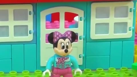 MINNIE MOUSE and her LEGO HOUSE #mickeymouse #lego #toys