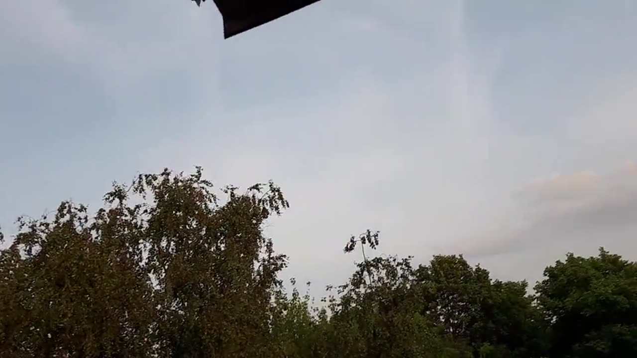 Himmel in Berlin am 21.06.2023 um 20:45 Uhr