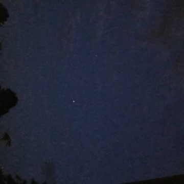 UFO CHANGES COLOR DURING FILMING