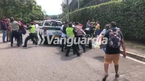 Protesta en el club campestre contra proyecto minero en Santurbán