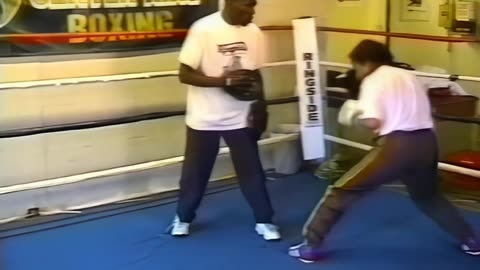 Roger Mayweather - Mastering the Mitts, Part 1