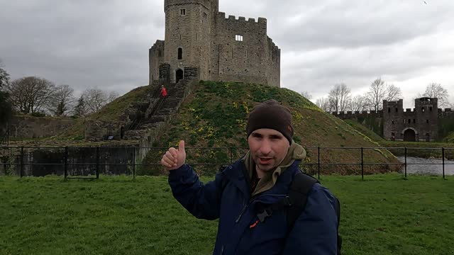 Cardiff castle . Vlog Wales