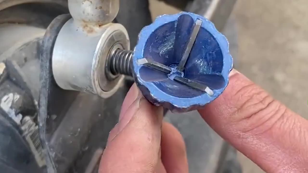 This Deburring Chamfer Tool will clean up your rod🔥🛠️ #tools #besttools