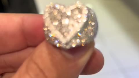 Ladies Solid Gold & Natural Diamond Heart Ring