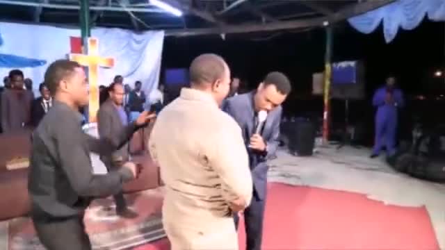 Pastor Making People Lose Weight On Stage