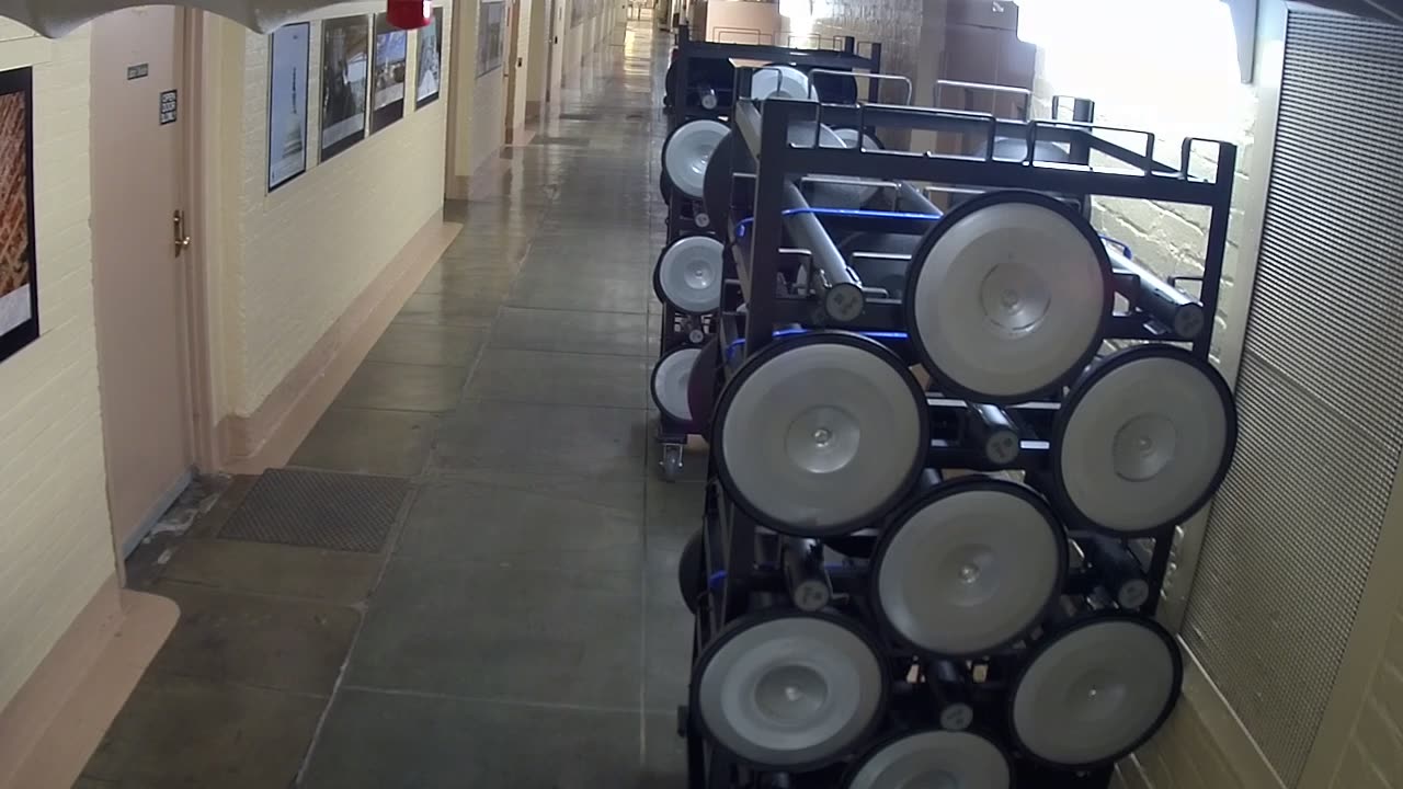 0058USCHBAHT46Hallway_2021-01-05_04h40min00s520ms.mp4