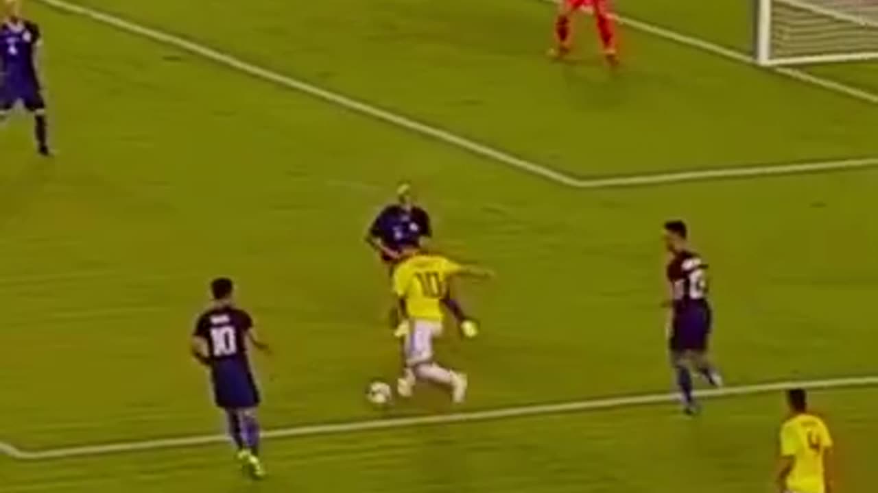 BEST CURVE GOALS IN FOOTBALL HISTORY #reel #viral #trending