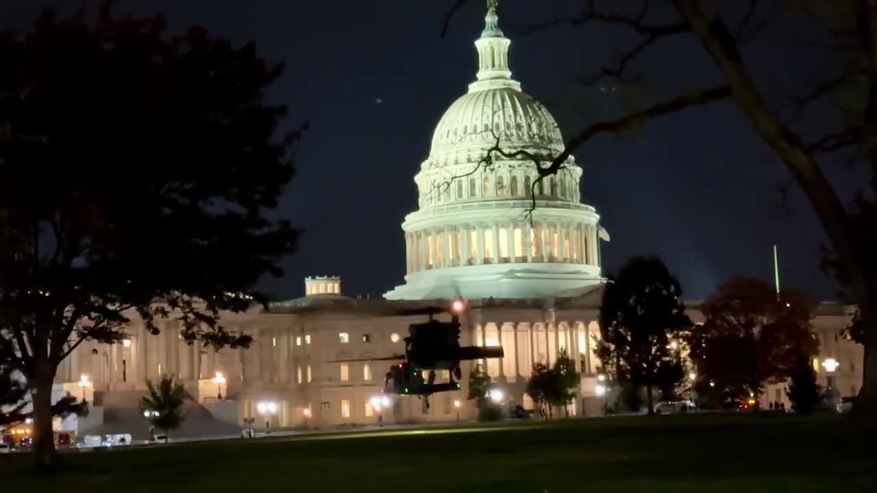 12 Helicopters Showcase Emergency Response at US Capitol in Nighttime Drill