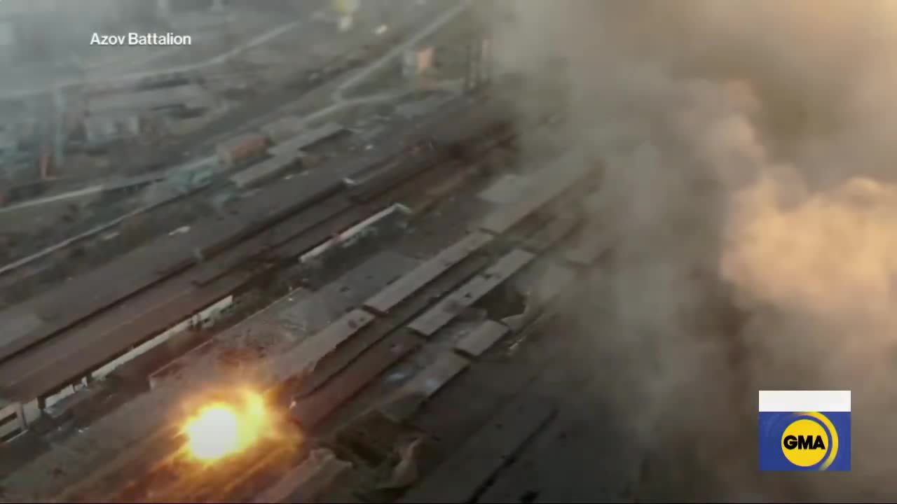 Ukrainian forces strike back as Russia steps up siege of Mariupol l GMA