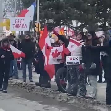 Canadians Protest Outside the Innes Jail in Ottawa for the Release of Convoy Organizer Tamara Lich