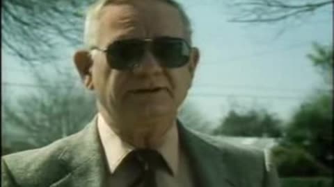 JFK-TMWKK-Part 3-TheCoverUp-2 of 5.avi -Protecting The President -TMWKK-14