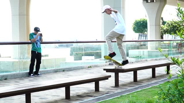 Skateboarder slow motion