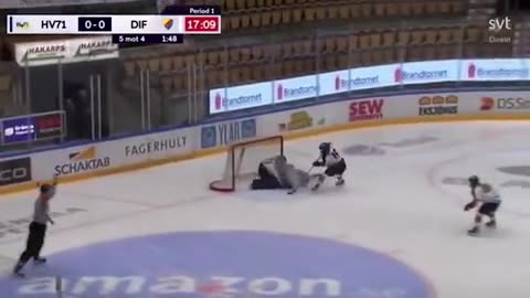 Horror moment Finnish hockey star Sanni Hakala runs into goal