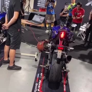 Enjoy with R6🎶🔊😅