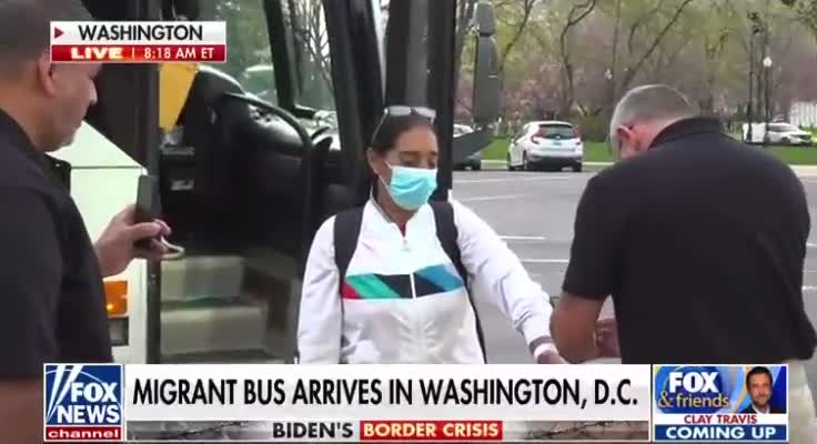 Busses From Texas Arrive In DC And Unload Migrants