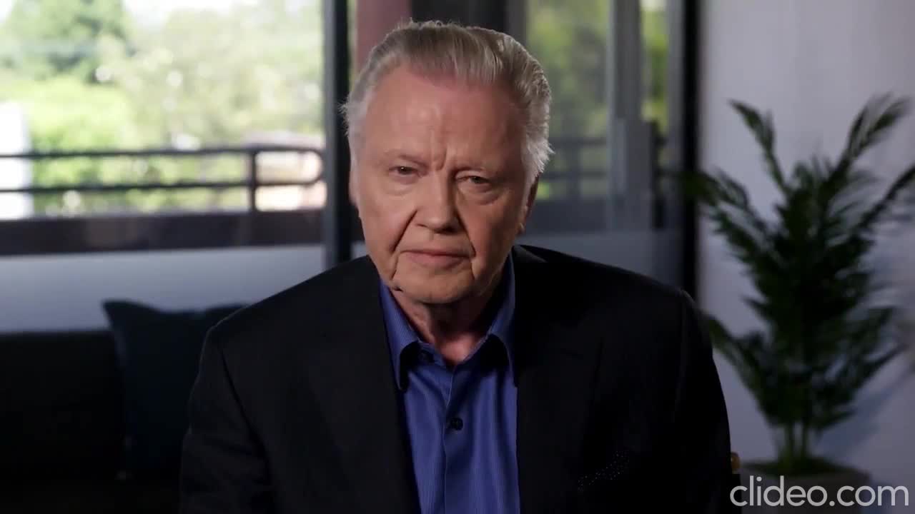 Jon Voight says Trump is the greatest president since Lincoln