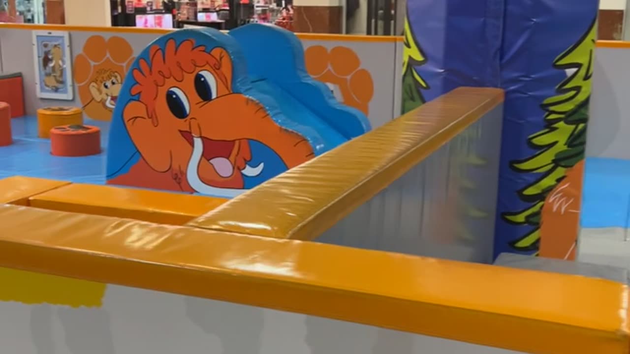 Merry hill good place to kid’s for playing and shopping 🛍️