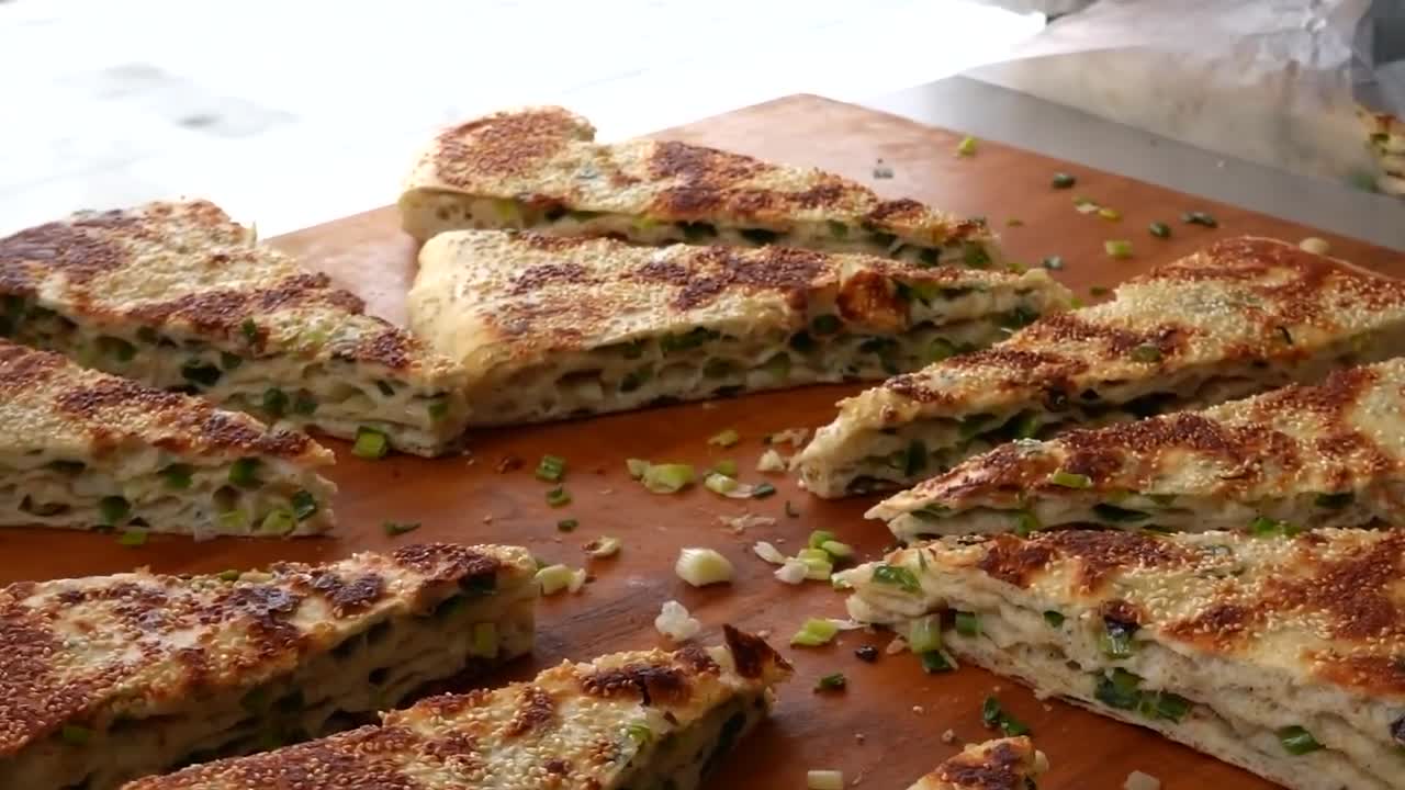 Taiwanese street food-Giant Scallion Pancake