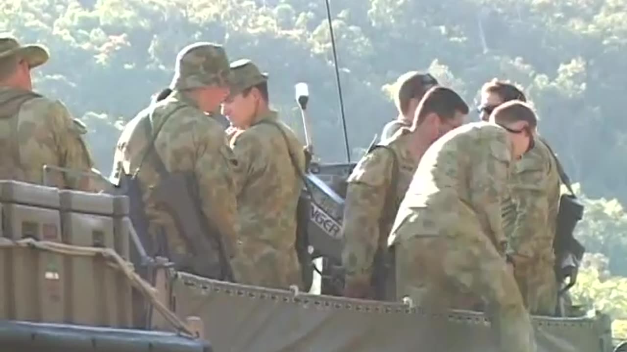 31st Marine Expeditionary Unit conducts amphibious assault at Talisman Sabre 2011