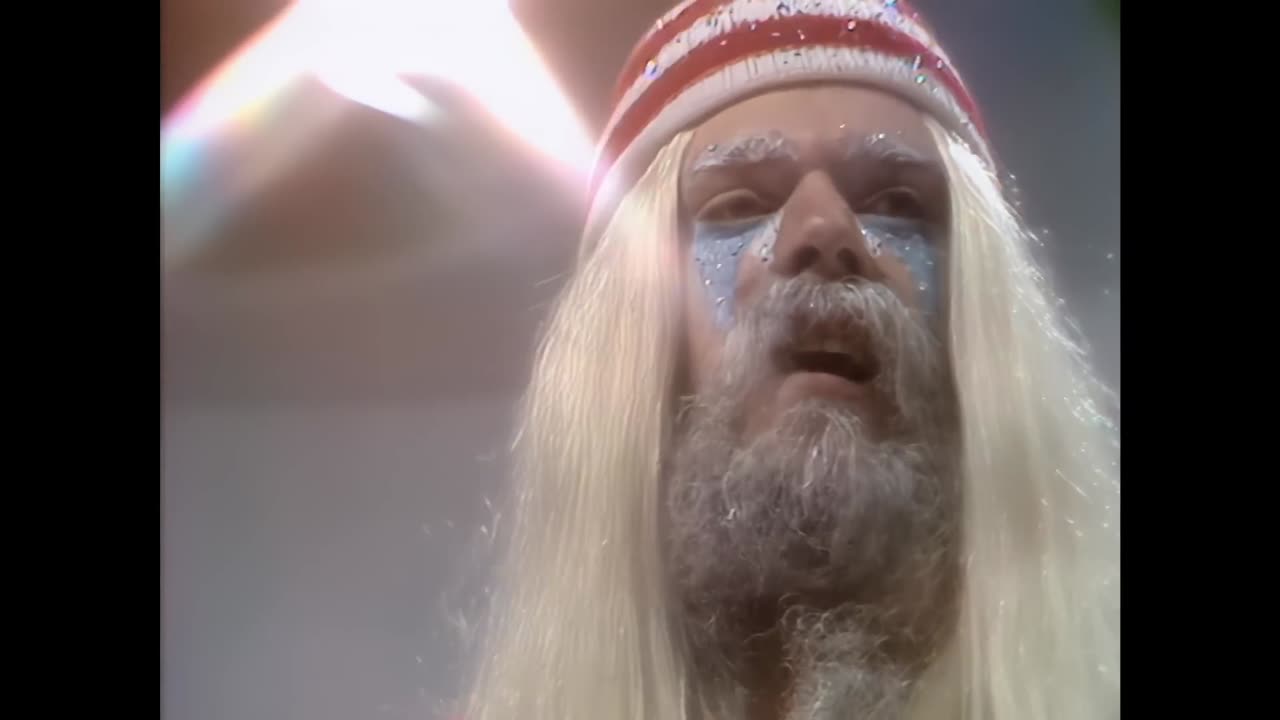 Wizzard - I Wish It Could Be Christmas Everyday ( Music Video) [HD]