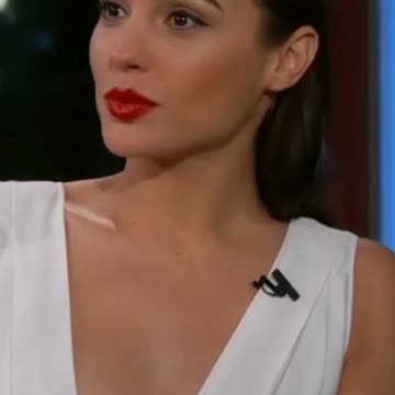 WONDER WOMAN WEAPONS