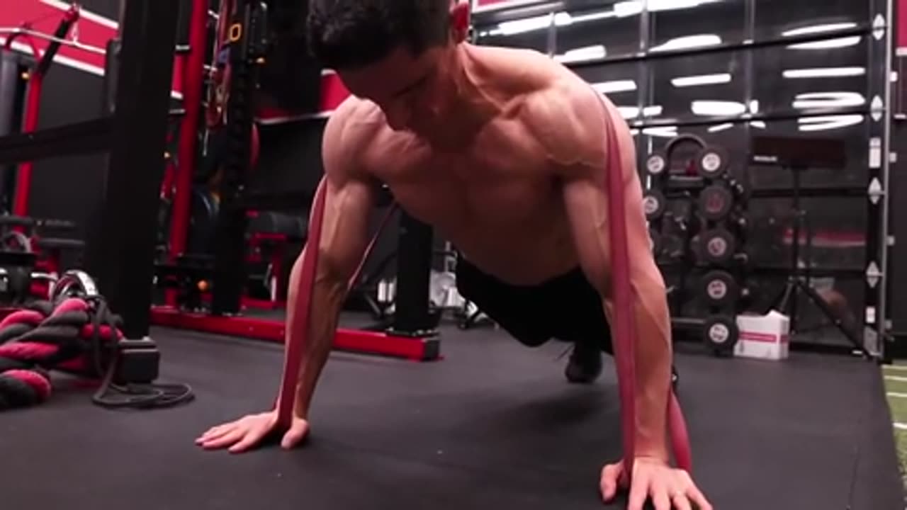 [Chest Workouts]banded-speed-pushups