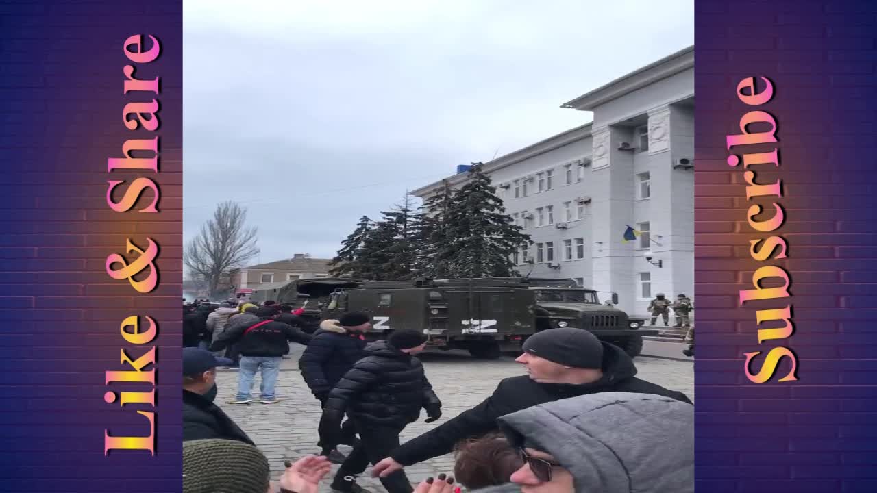 Ukraine Citizens Storm Russian Troops taking over Berdyansk city