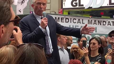 ROBERT F. KENNEDY JR. FULL SPEECH IN NYC's TIMES SQUARE!