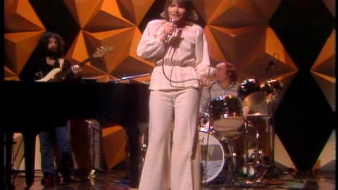 Helen Reddy - Delta Dawn = The Midnight Special 1973