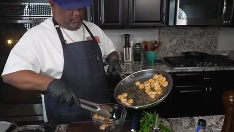 Red Lobster's Shrimp Scampi Make It Better at Home