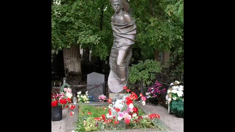 Высоцкий: "Я раззудил плечо трибуны замерли.."- 2. (R).