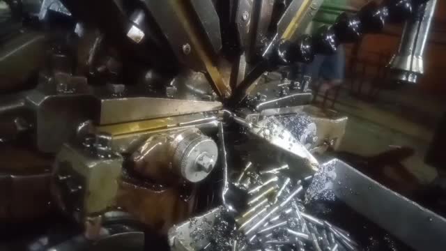 Diomond Tools manufacturing process in machine