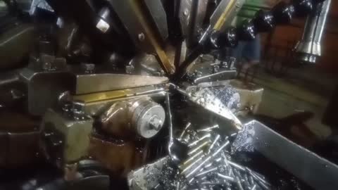 Diomond Tools manufacturing process in machine