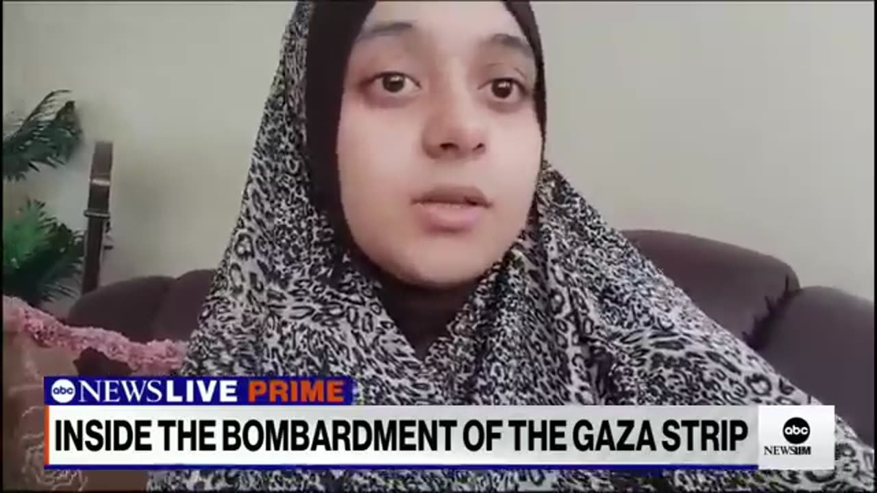 Palestinians trapped in Gaza as Israeli pounds area with airstrikes