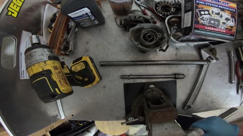 1970's Kawasaki KD175 / KE 175 fork tool video