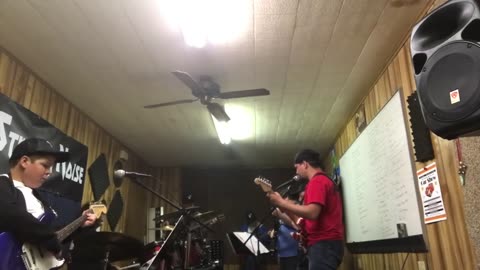 Rock Dojo: Oh’ Pretty Woman (Roy Orbison Cover)
