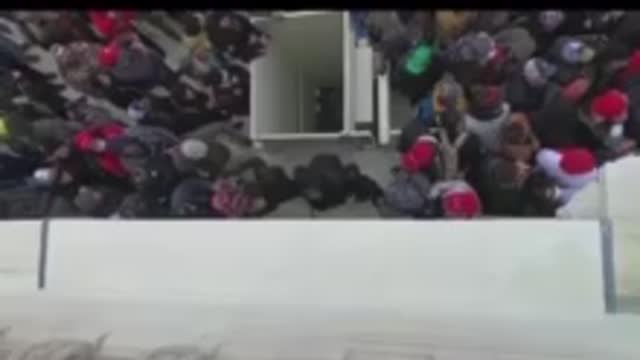 Amazing Patriots confront ANTIFA trying to stop them