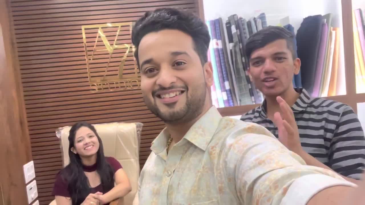 Mi bunny la saglyat bhari gift dhila bday la - Tour of A7 studio - aditya satpute - Bunnyp20
