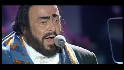 Luciano Pavarotti, James Brown - It's A Man's Man's Man's World
