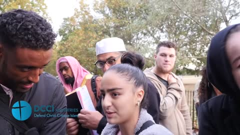 Are Muslim women deficient in mind please say no! DCCI @ Speakers Corner