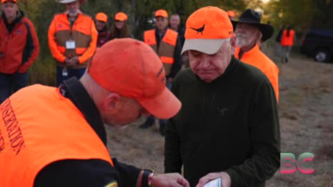 Walz goes pheasant hunting as campaign makes appeal to gun owners