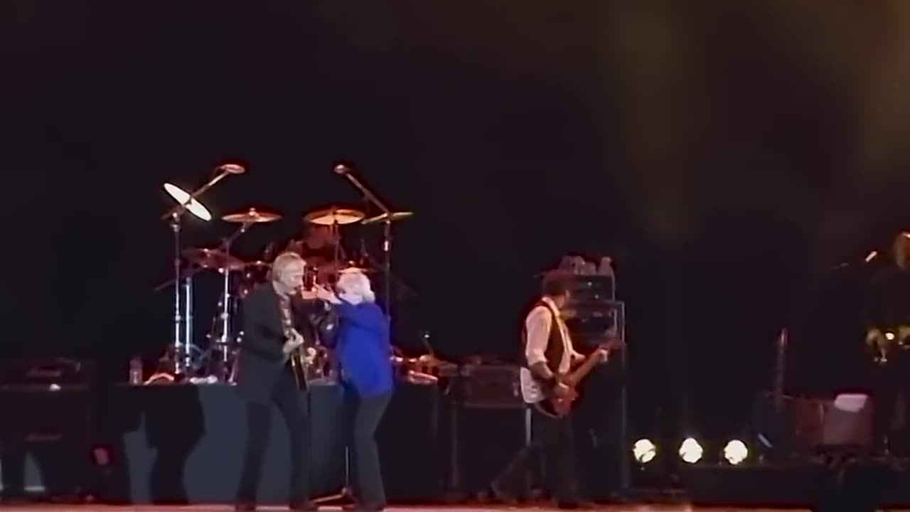 Air Supply - Even The Nights Are Better (Hong Kong, June 12th 2009)