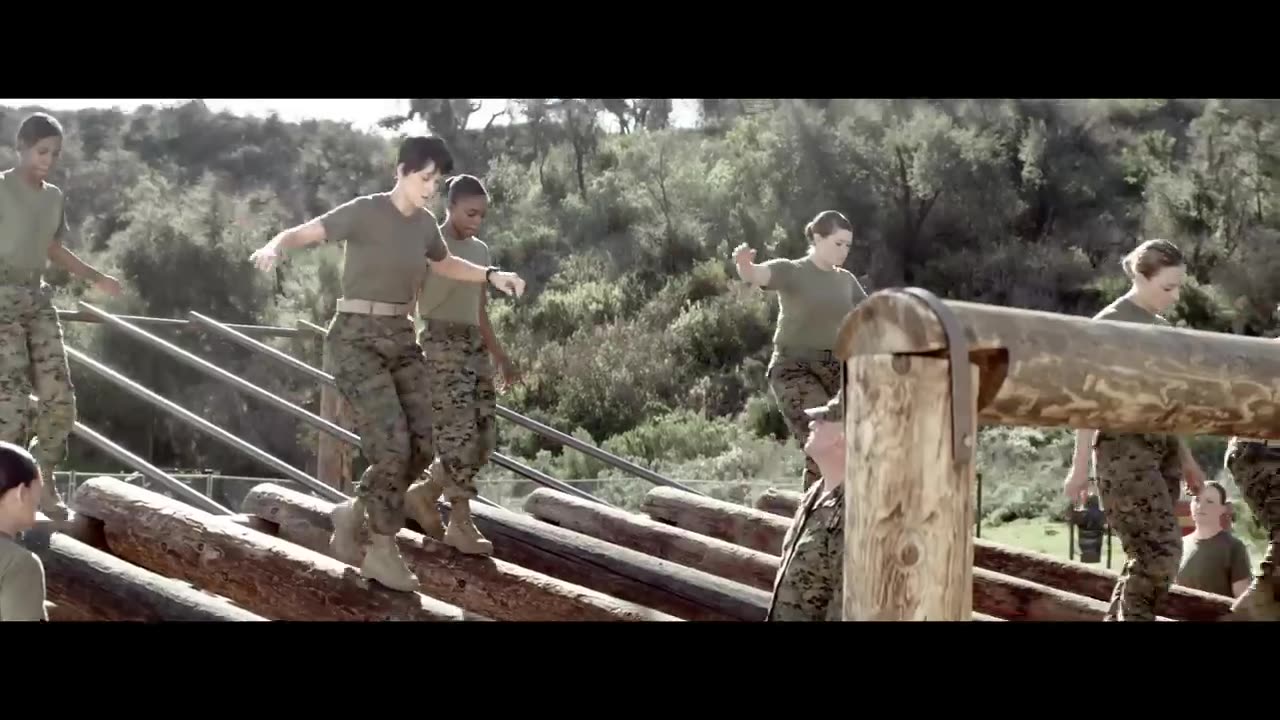 Katy Perry - Part Of Me (Official)