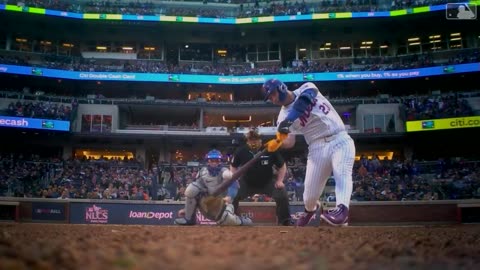 MLB Pete Alonso's three-run home run