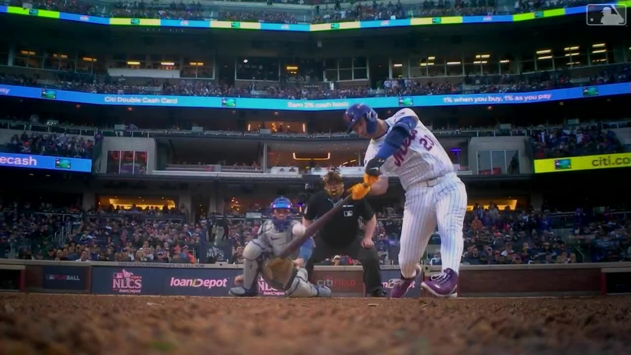 MLB Pete Alonso's three-run home run